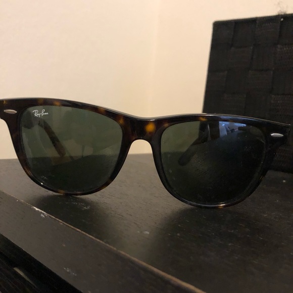 Rayban wayfarer brown tortoise - Picture 2 of 2